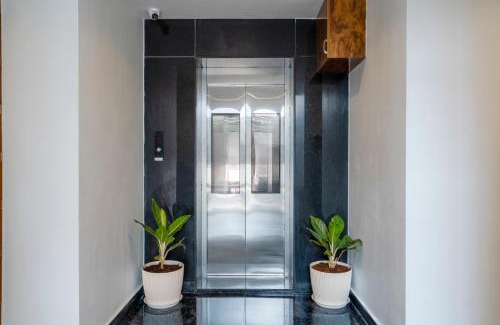 Banjara Hills Hotel | Treebo The Infinity, Banjara