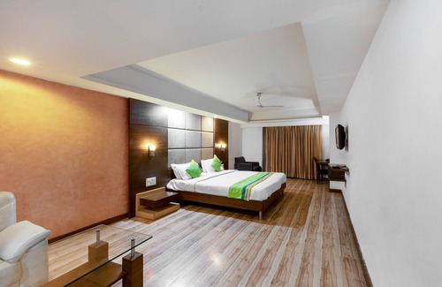 Ahmedabad Hotel | Treebo Trend Cambay Sapphire