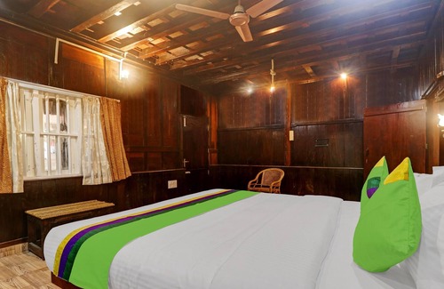 Chowara Hotel | Treebo Trend God's Own Country Ayurveda Resorts