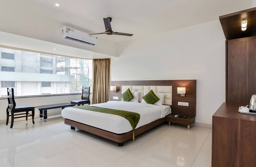 Navi Mumbai Hotel | Treebo Trend Staycation Holiday