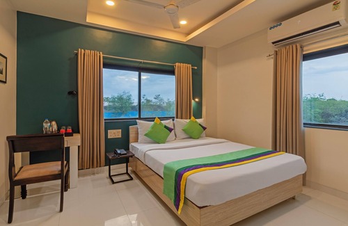 Kharadi Hotel | Treebo Tulip Comfort