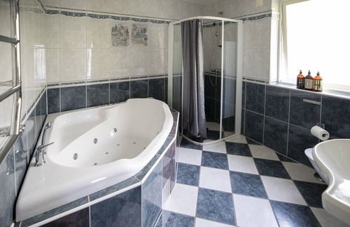 Lillhagen Hotel | Treetop Spa Hangout & Hotel