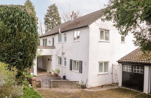 Rhos on Sea Cottage | Treetops
