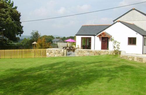 Goldsithney House | Tregarthen Cottage