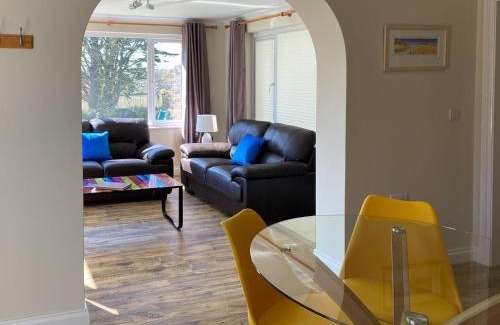 Goldsithney House | Tregarthen Cottage