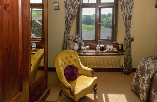 Liskeard Bed & Breakfast | Tregondale Manor Farm