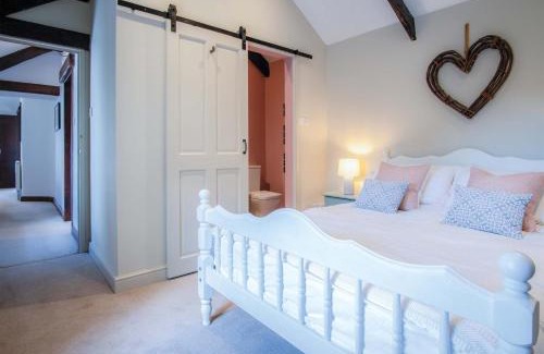 St. Florence House | Tregoyr - 3 Bedroom Holiday Home - St. Florence