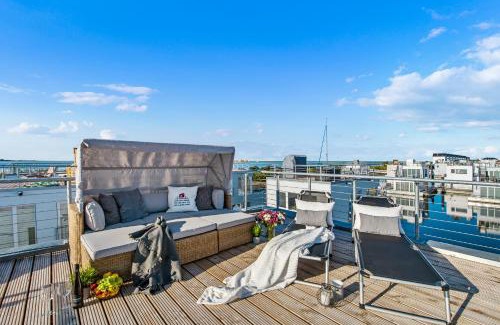 Olpenitz House | Treibholz: Meerblick, Dachterrasse, Bootsanleger, Badeleiter, Sauna