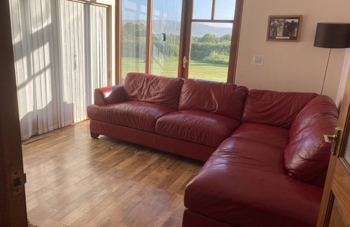 Eglwyswrw Cottage | TRELEW, pet friendly, with a garden in Newport, Pembrokeshire