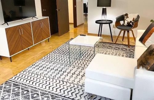 Fairborn House | Trendy 2BR Townhouse | Steps from WPAFB and WSU