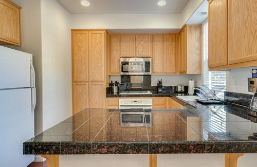 Communications Hill House | Trendy San Jose 3BR w/Balcony & A/C, nr Trampoline Park, by Blueground