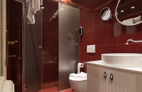 Korce Hotel | Tresor Art Boutique