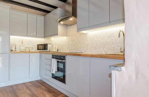 Saint Ann's Chapel House | TREVALBA COTTAGE, pet friendly, luxury holiday cottage in Gunnislake
