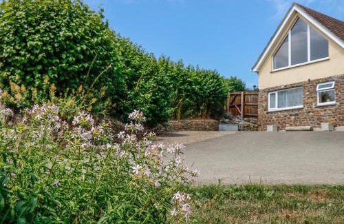 Launceston House | Treview