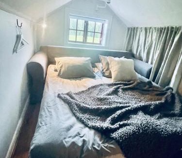 Ljung Apartment | Trevlig stuga på landet med öppen spis