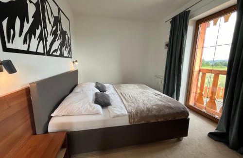 Velka Lomnica Apartment | Tri Štíty Apartment with Tatra View Terrace