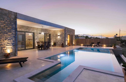 Sivas Villa | Triades Villas 1, dreamlike natural stone house with saltwater pool, quiet surroundings