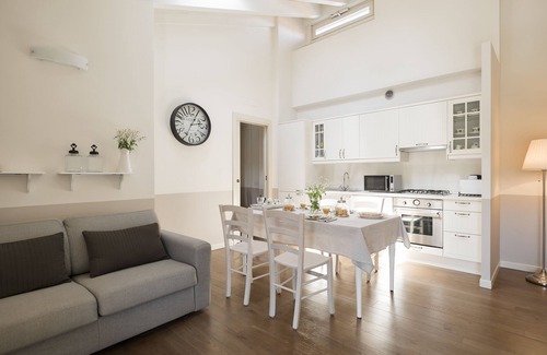 Polpenazze del Garda Apartment | Trilocale 6 beds wi-fi pool garage (CIR 017145-CNI-00026)