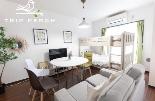 Shimotakaido Apartment | TRIP PERCH 30m2 最大5名 上北沢駅から徒歩6分 新宿から直通 デザイナー監修
