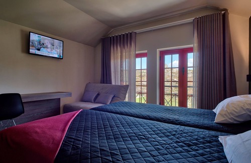 Castro Laboreiro Bed & Breakfast | Triple Room at the Castle Viewpoint in the heart of the Peneda-Gerês National Park