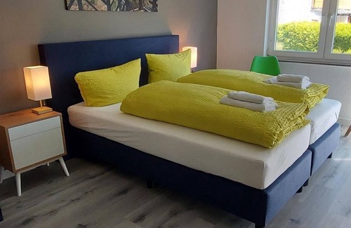 Manderscheid Cottage | Triple Room Shower/WC (2 persons) - Pension am Lieserpfad