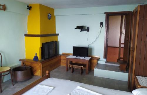 Tsagarada Apartment | Triple studio apartment in Mylopotamos Beach