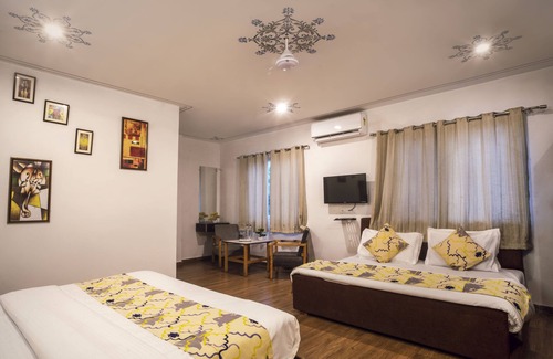 Udaipur City Centre Hotel | Tripli Hotels Arunoday Palace