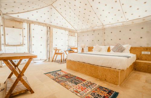 Kanoi Hotel | Tripli Hotels Stay Inn Resort Jaisalmer