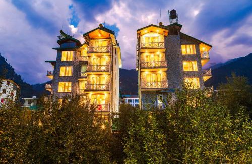 Manali Hotel | Tripli Hotels Stone House Cottage