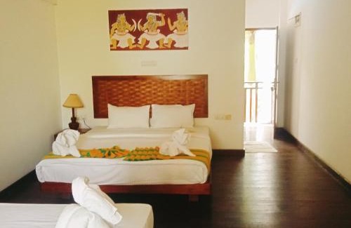 Yodakandiya Hotel | TripSila - Oga Reach Hotel Yala