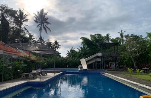 Tabanan Hotel | Trisula Room, Pool and Warung