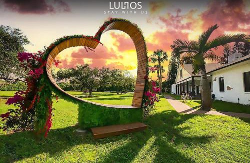 Homestead Villa | Tropical Lux Escape-Swim Up Bar, Pickleball L60