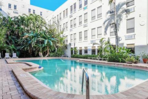 Palm Beach - West Palm Beach Apartment | TROPICAL Palm Beach WIFI 2BEDROOM 2BATHROOM OutdoorPOOL Beach Garden