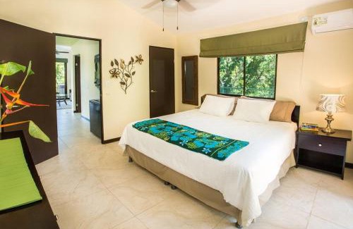Parrita House | Tropical Paradise Villa - Beautiful Pool, Surrounded by Nature and Wildlife!