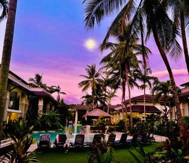Port Douglas Apartment | Tropical Retreat - Poolside Swimout - Ground Floor - Sea Temple Resort & Spa Port Douglas