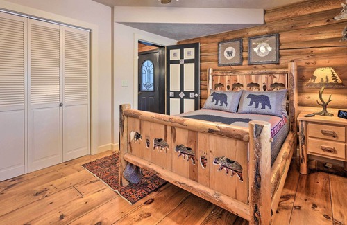 Lone Rock Cabin | Trout Lodge at Two Rivers - Waterfront Cabin!