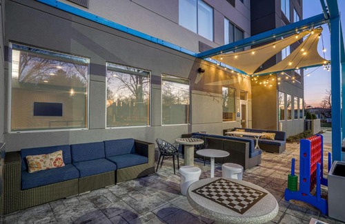 Knoxville Hotel | Tru By Hilton Knoxville North I 75
