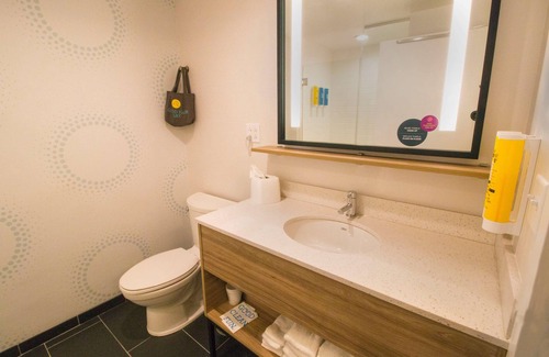 Northwest Hotel | Tru By Hilton Norfolk Airport