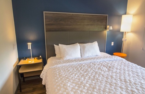 Northwest Hotel | Tru By Hilton Norfolk Airport