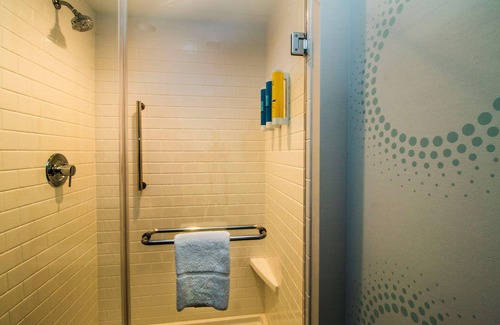 Northwest Hotel | Tru By Hilton Norfolk Airport