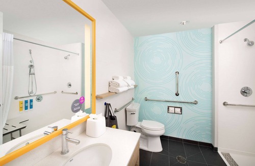 Downtown San Antonio Hotel | Tru By Hilton San Antonio Downtown Riverwalk