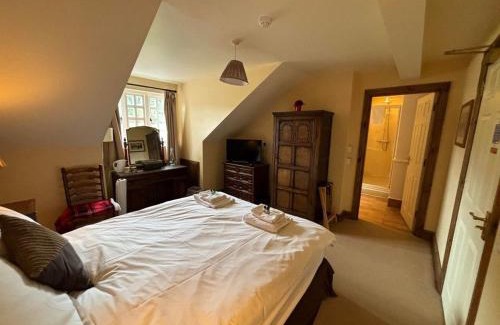 Tarrant Keyneston Hotel | True Lovers Knot