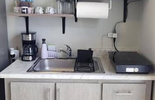Cuevas Apartment | Trujillo Alto - Quiet and Cozy: Fully Equipped and Pet-Friendly