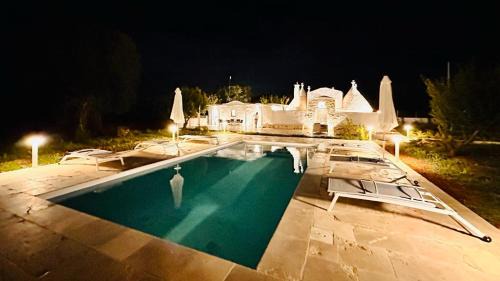 San Michele Salentino Villa | Trullo Lis con Piscina Privata