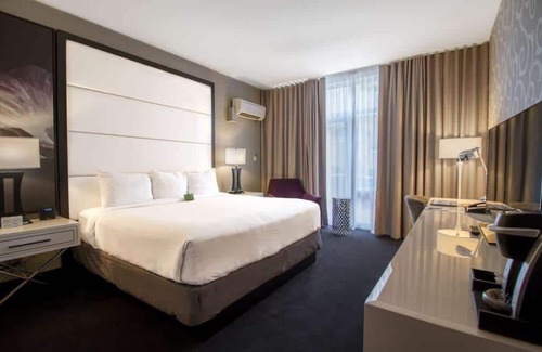Historic Downtown Savannah Hotel | TRYP by Wyndham Savannah Downtown/Historic District