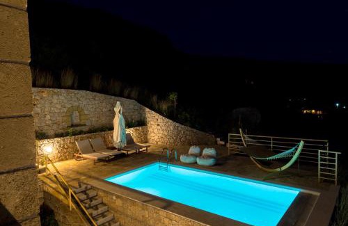 Lefktron Villa | Tseralia Houses