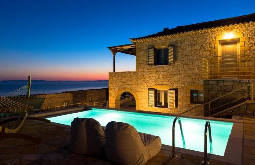 Lefktron Villa | Tseralia Houses