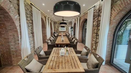 Zhangjiakou Hotel | Tsingpu Badaling Retreat 青普文化行馆 怀来八达岭瑞云店