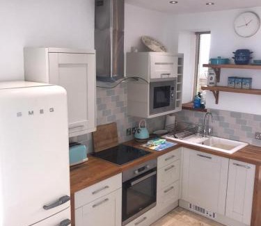 Trearddur Bay Apartment | Tudor Apartment (Panoramic Sea Views)