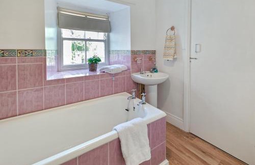 Corbridge House | Tudor Cottage - Corbridge